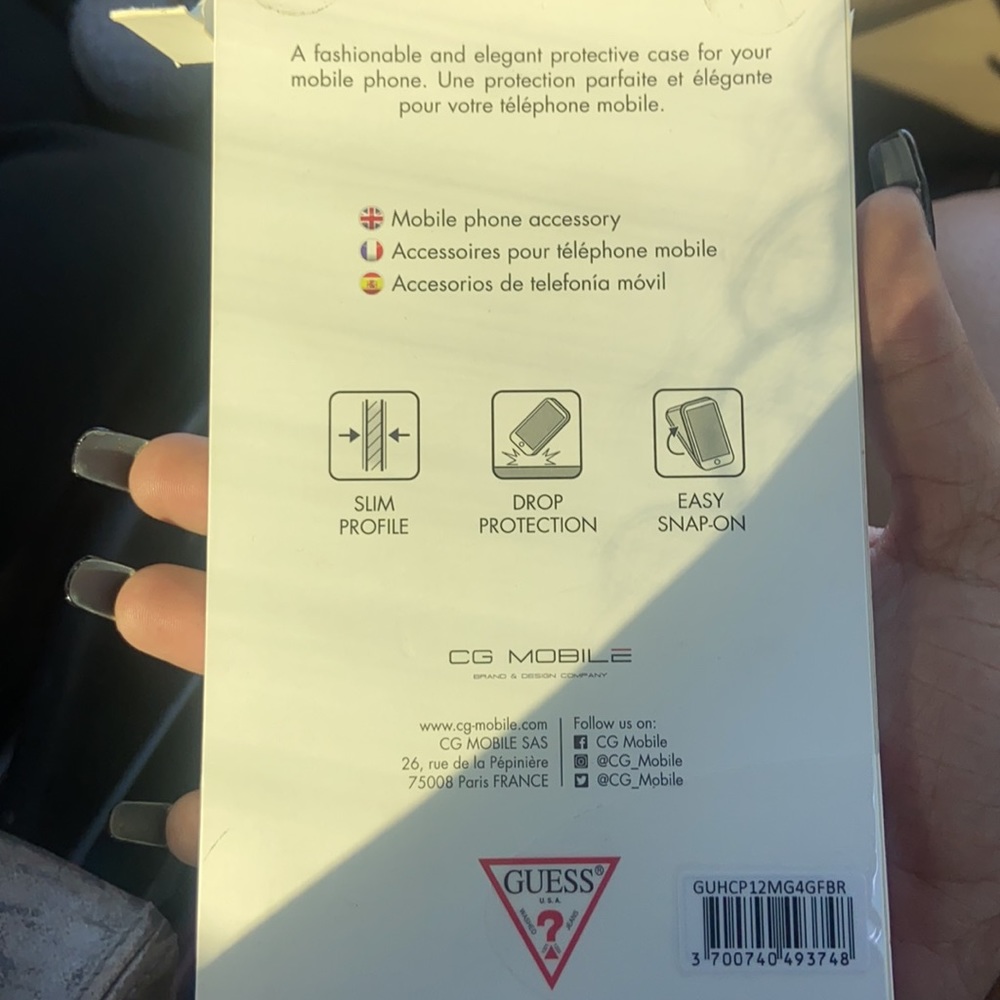 iPhone case - Picture 2 of 3